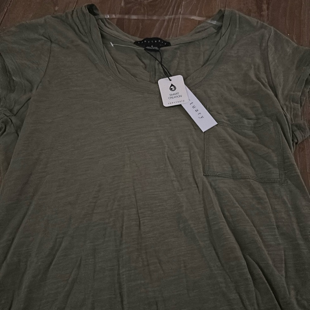 NWT Sanctuary pocket T-Shirt